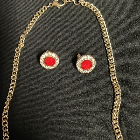 Accent Jewelry Red and Rhinestone Gold chain color Post earrings - Picture 2 of 4